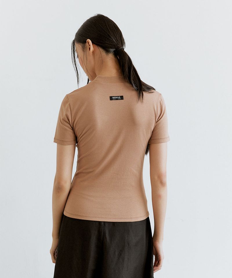 WEREVE（ウィレブ）の「バックラベルスリムTシャツ（トップス）」