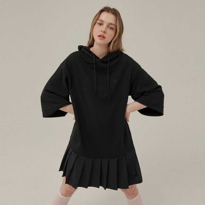 Between A and B（ビットウィーンエーアンドビー）の「PLEATS HOOD JERSEY DRESS_BLACK（Dresses）」
