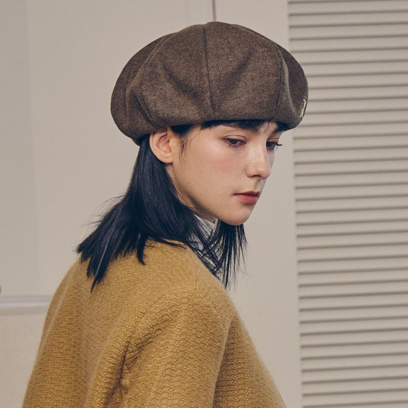 VA Stud Octagon Wool Beret / Brown
