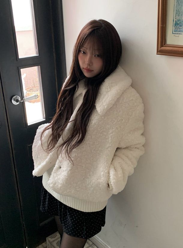 Anju Fur Collar Quilted Short Jacket