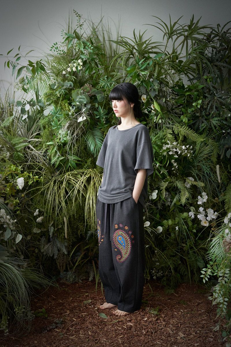 ESSENTIAL PLEAT U-NECK 1/2 TEE (Charcoal)