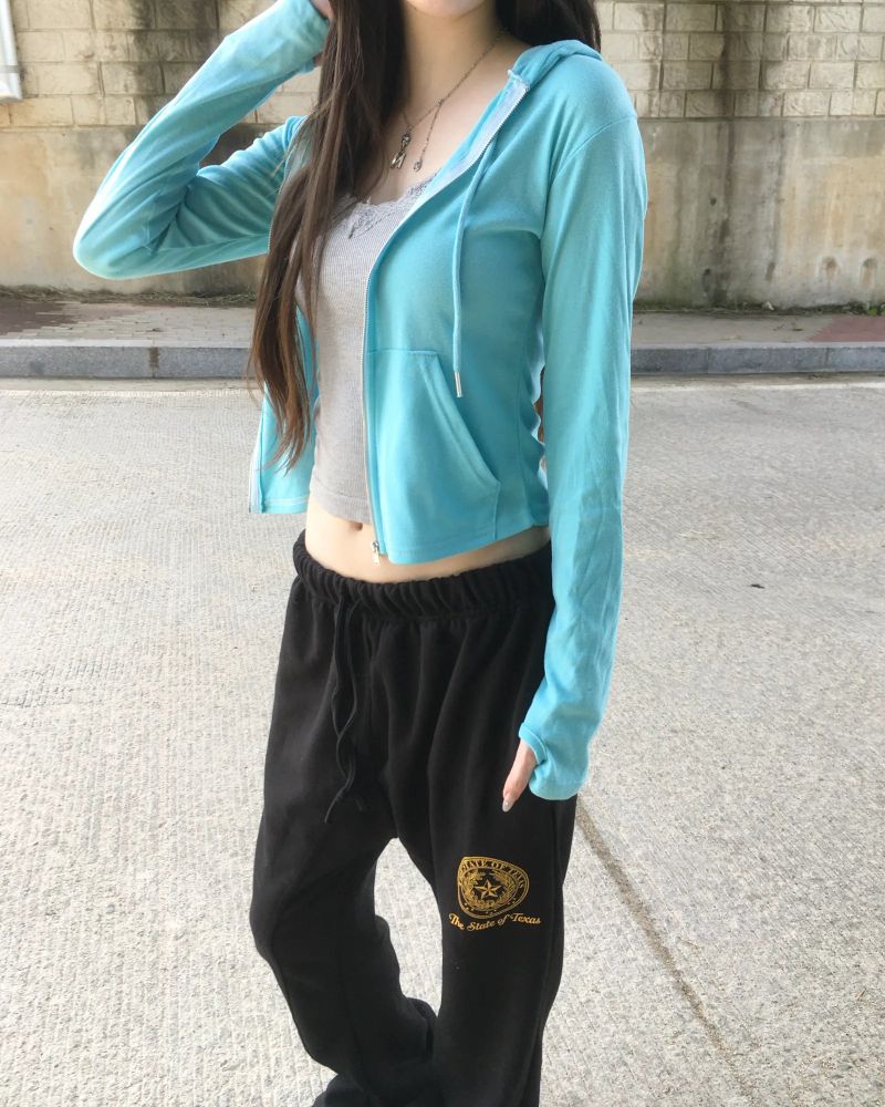 Warmer crop hood jumper