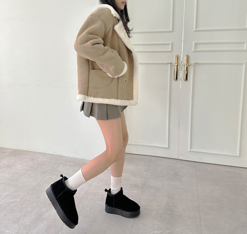 (COW LEATHER🤎🐑🐄) DALMATIAN UGG 4CM PLATFORM FUR BOOTS SHORT UGG