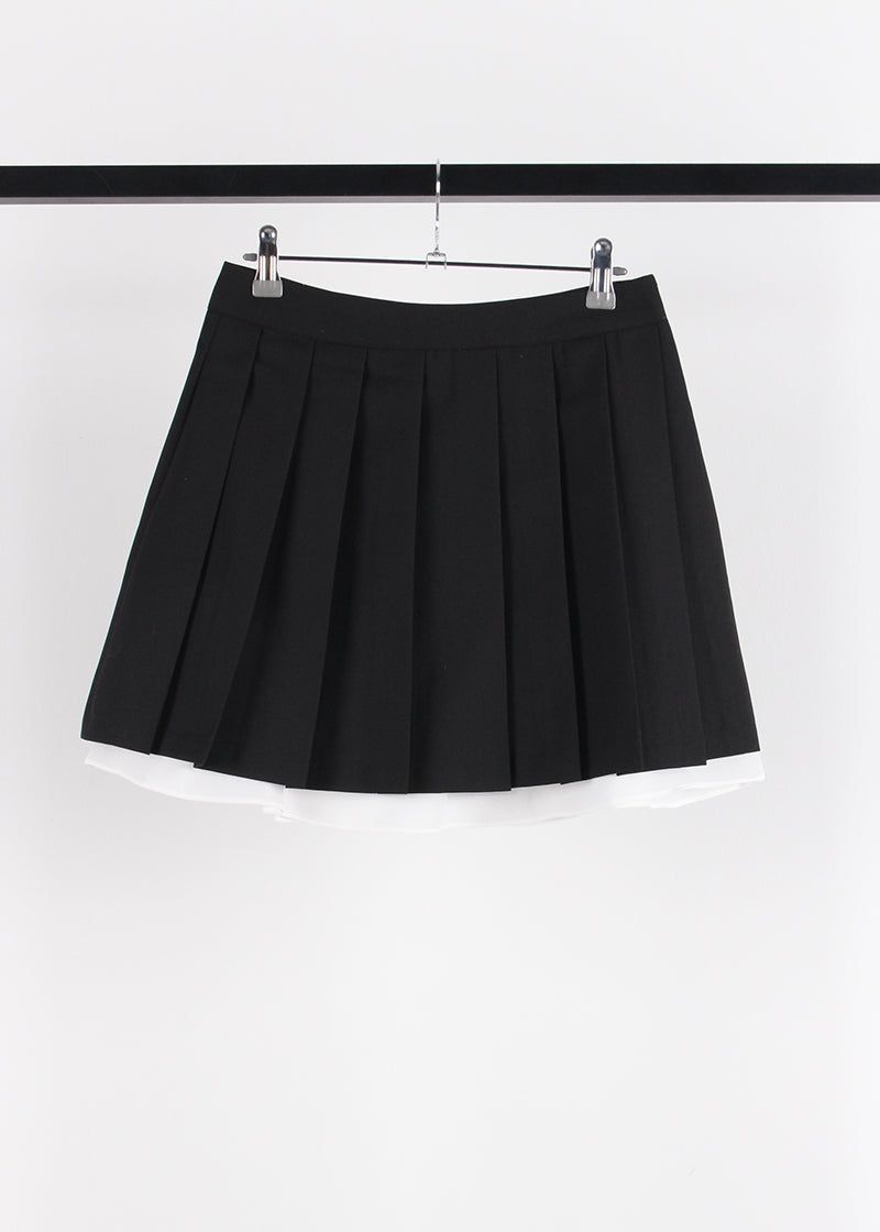 LAYER PLEATS SKIRT
