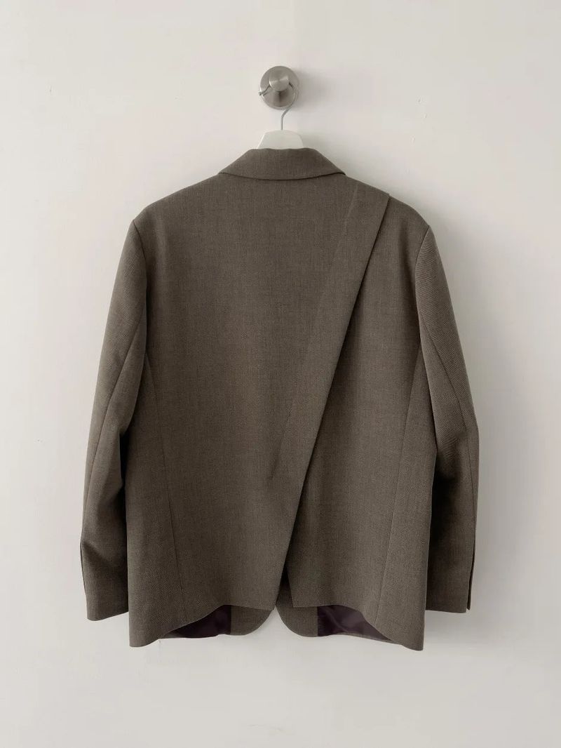 Back Slit 3-Button Loose Fit Jacket