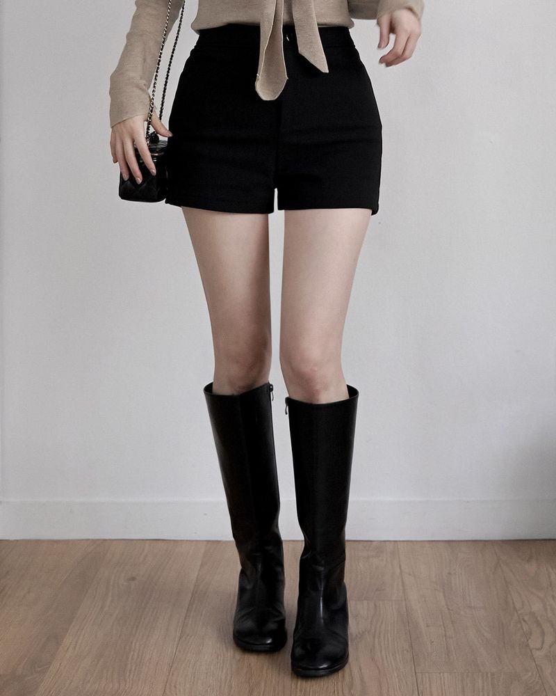 Sareun short pants
