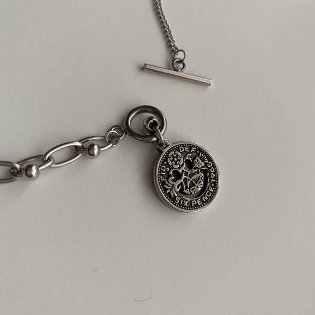 si Simple Smile Unique Coin Toggle Bar Chain Necklace