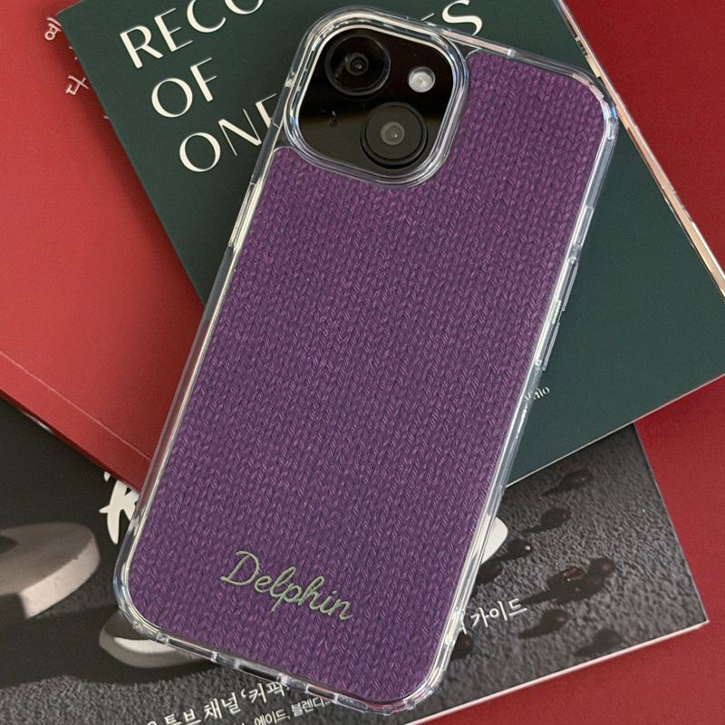 DELPHIN(デルフィン)の「エンブロイダリーニットハードジェルケース _ パープル(スマホグッズ/小物)」