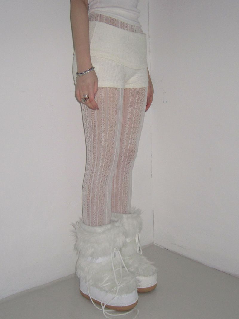 Lace tights