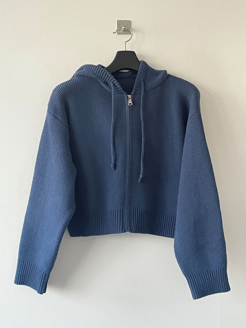 Chewy sweater hood zip up