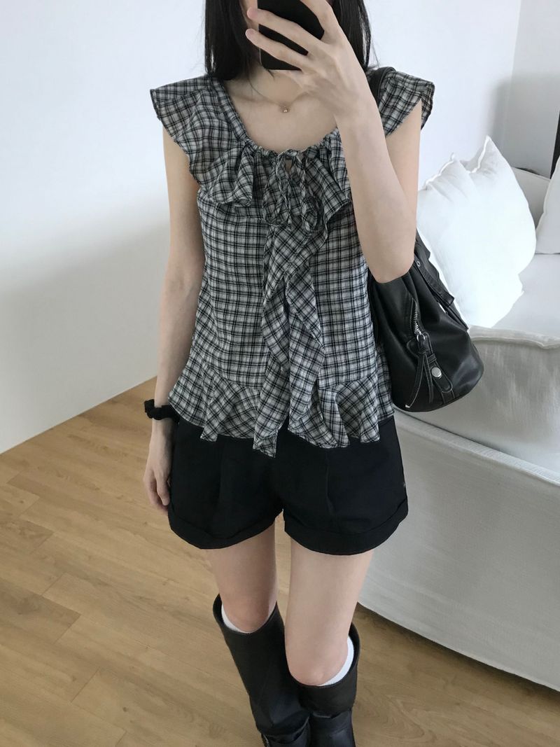 Checked frill blouse (2 colors)