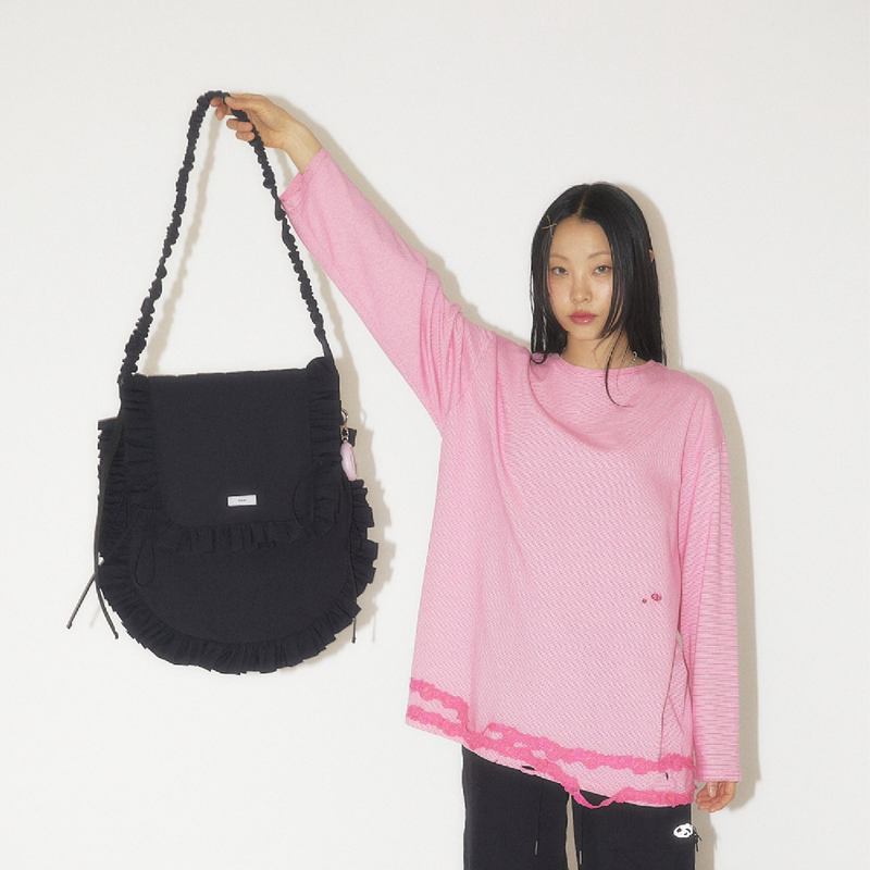 Venti Oversized Ruffle Cross Bag