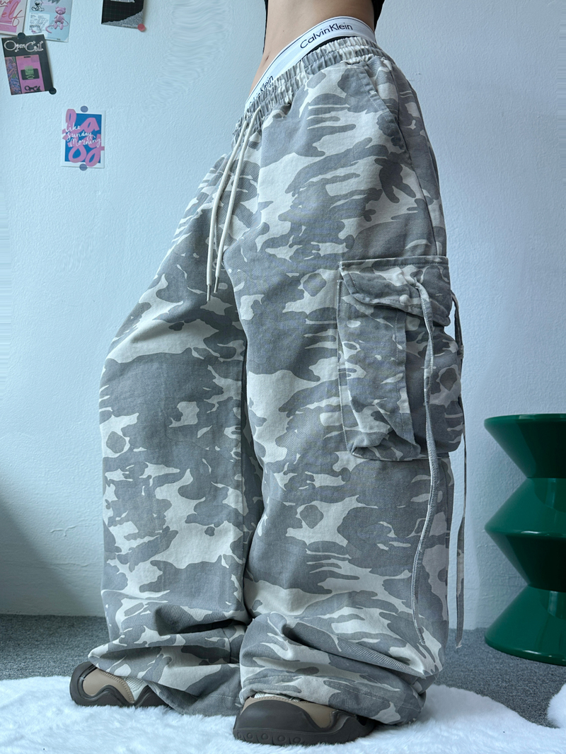 PIGMENT CAMO CARGO PANTS🩶🖤 - 2 COLORS