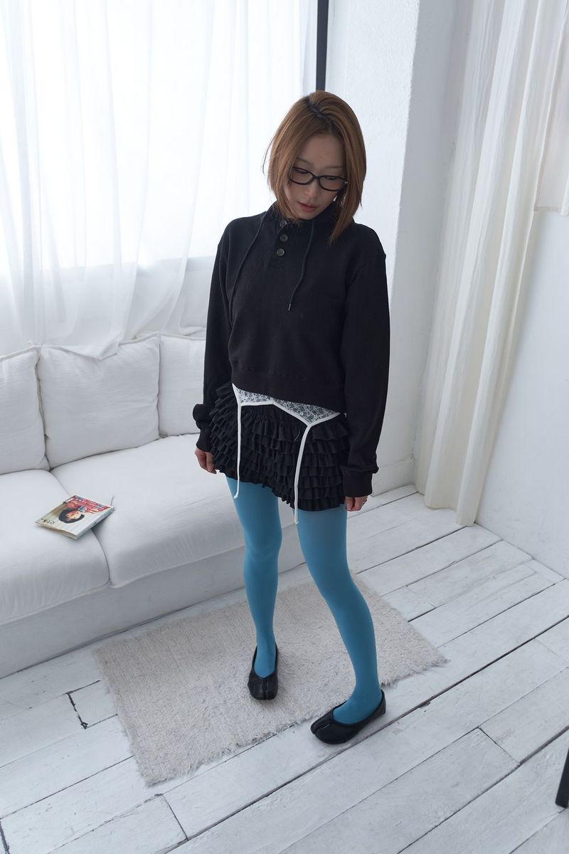 [made] Basic semi crop Hoodie
