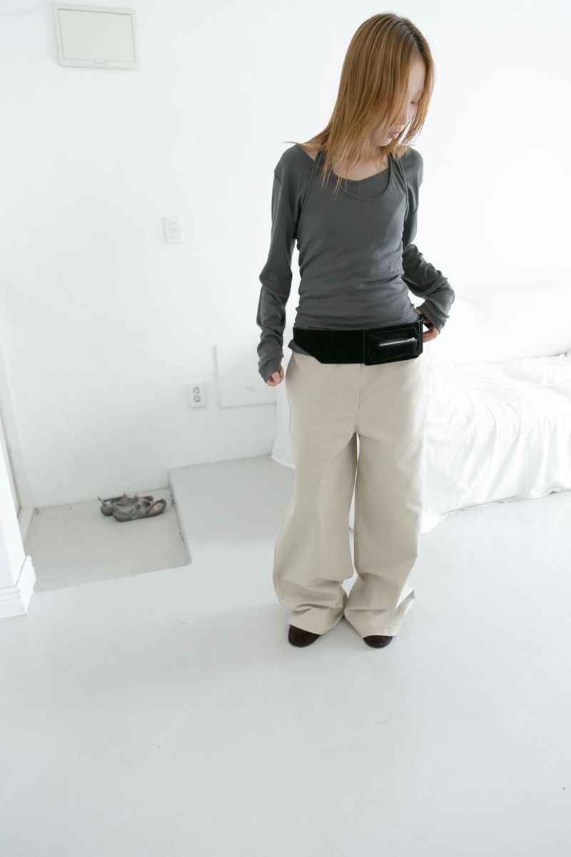 soft halterneck sleeveless top(3colors)