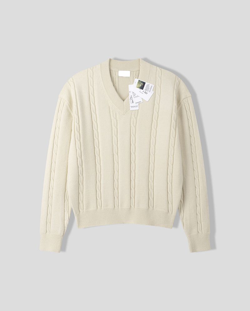 Melter Semi-Cropped Cable V-Neck Knit