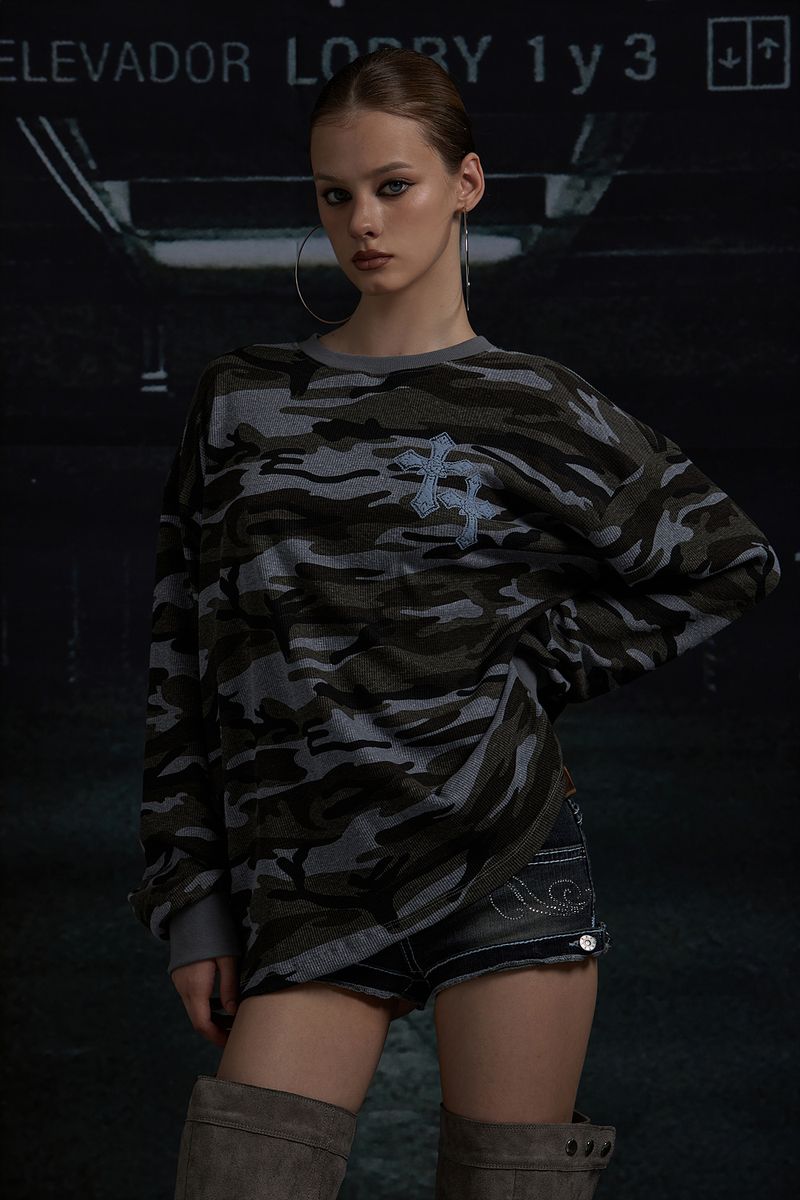 VINTAGE CAMOUFLAGE