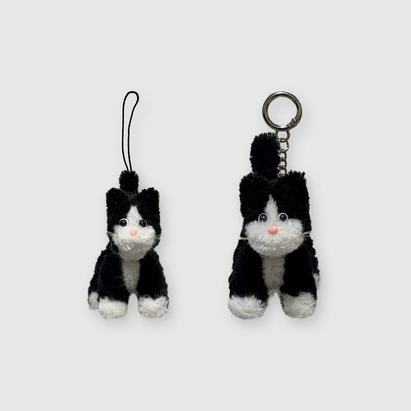 [made]t. tuxedo cat keyring m size