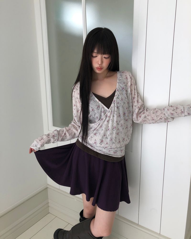 WONDER WONDER(ワンダーワンダー)の「Floty Long Sleeve Wrap T-Shirt(Tops)」