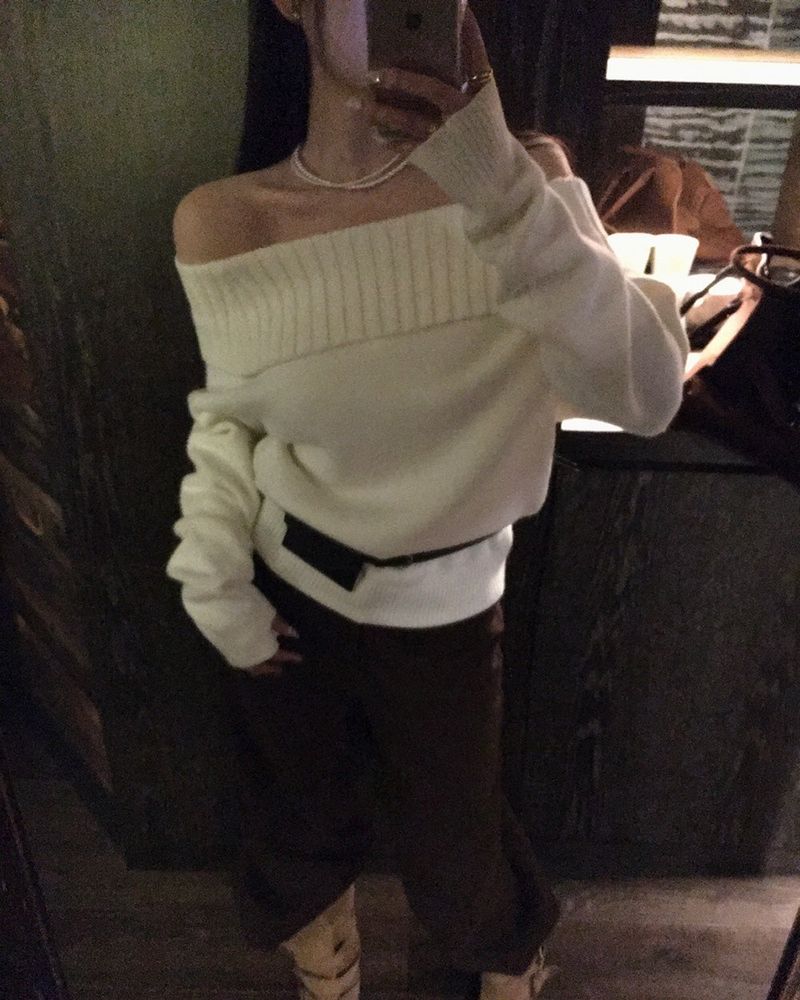 [BELLIDE MADE] KISSME, OFF-SHOULDER FINGER HOLE KNIT