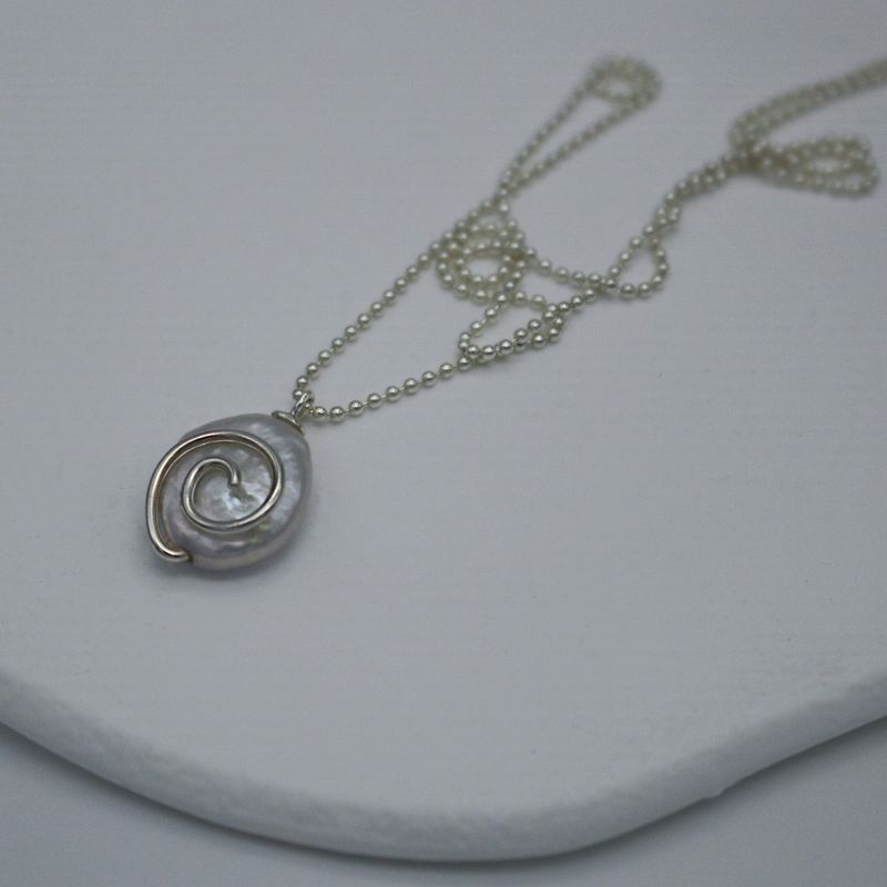 Fresh water pearl necklace