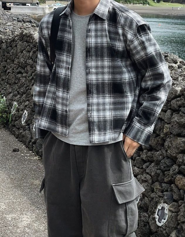 modernif（モダニフ）の「Fade Crop Check Shirt（Tops）」