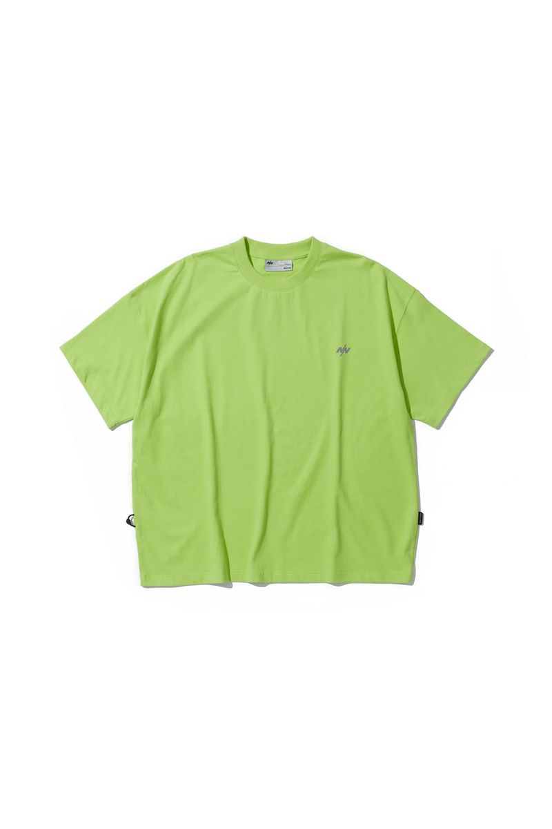 NīNEpointNīNE（ナインポイントナイン）の「エキスパートベースロゴ半袖Tシャツ フローレンスグリーン （トップス）」