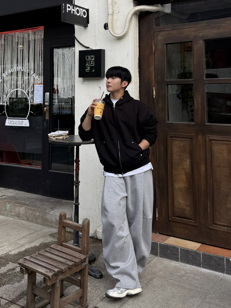 Unbalanced sweatpants