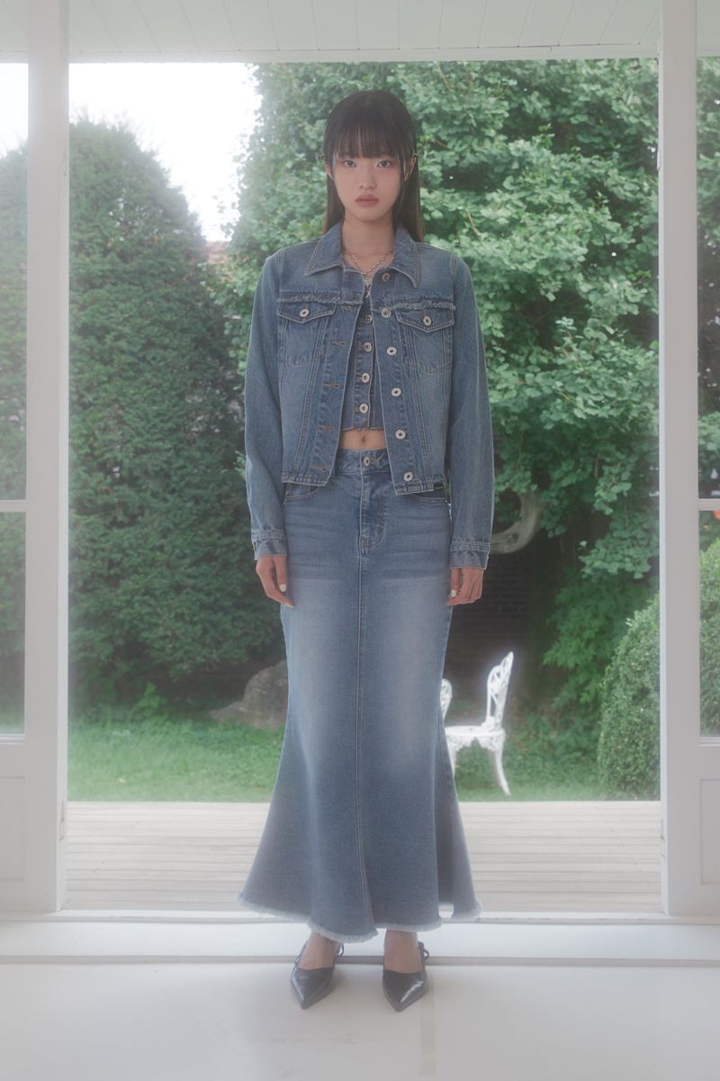 DENIM CURVED FRINGE JACKET (BLUE)