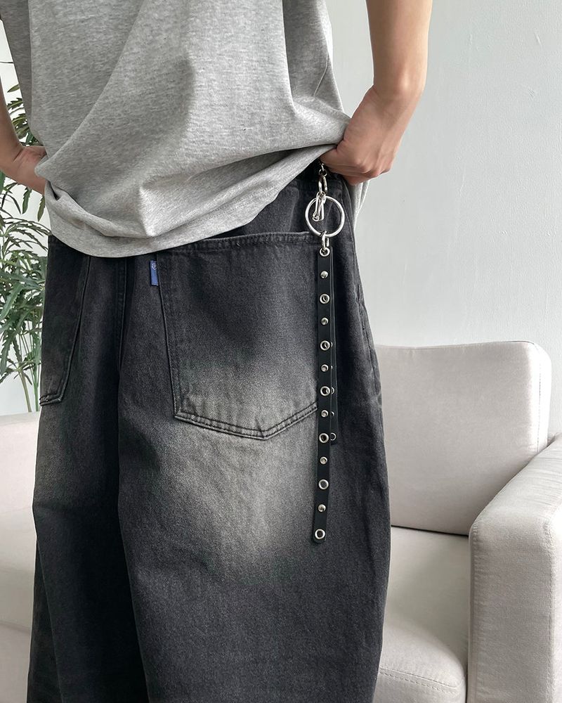 Eyelet long key ring