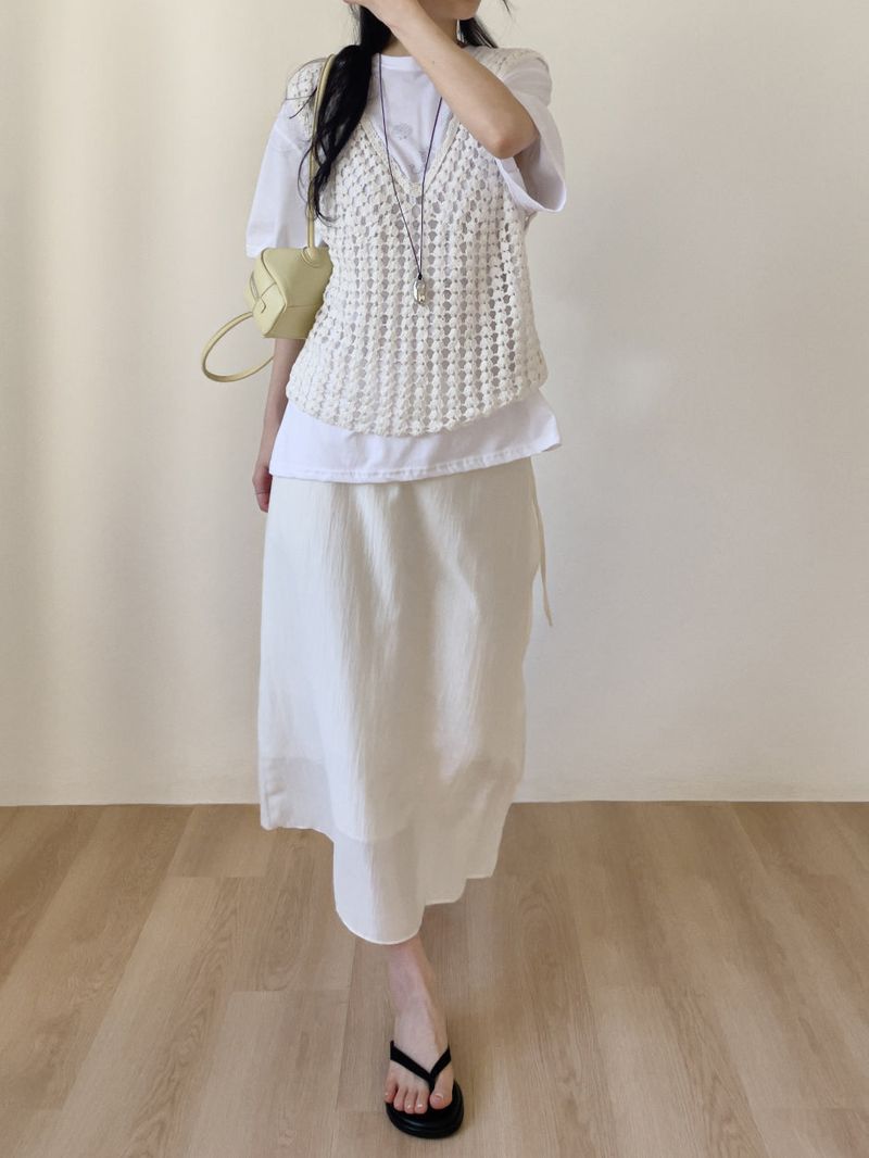 Popcorn Lace-up V-Neck Knit Vest