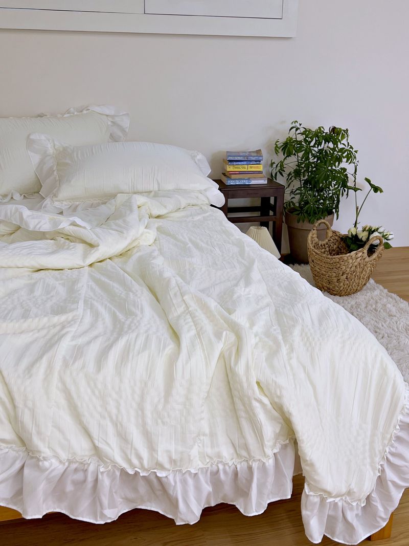 Shirring ruffle light comforter set - Cream white - Q