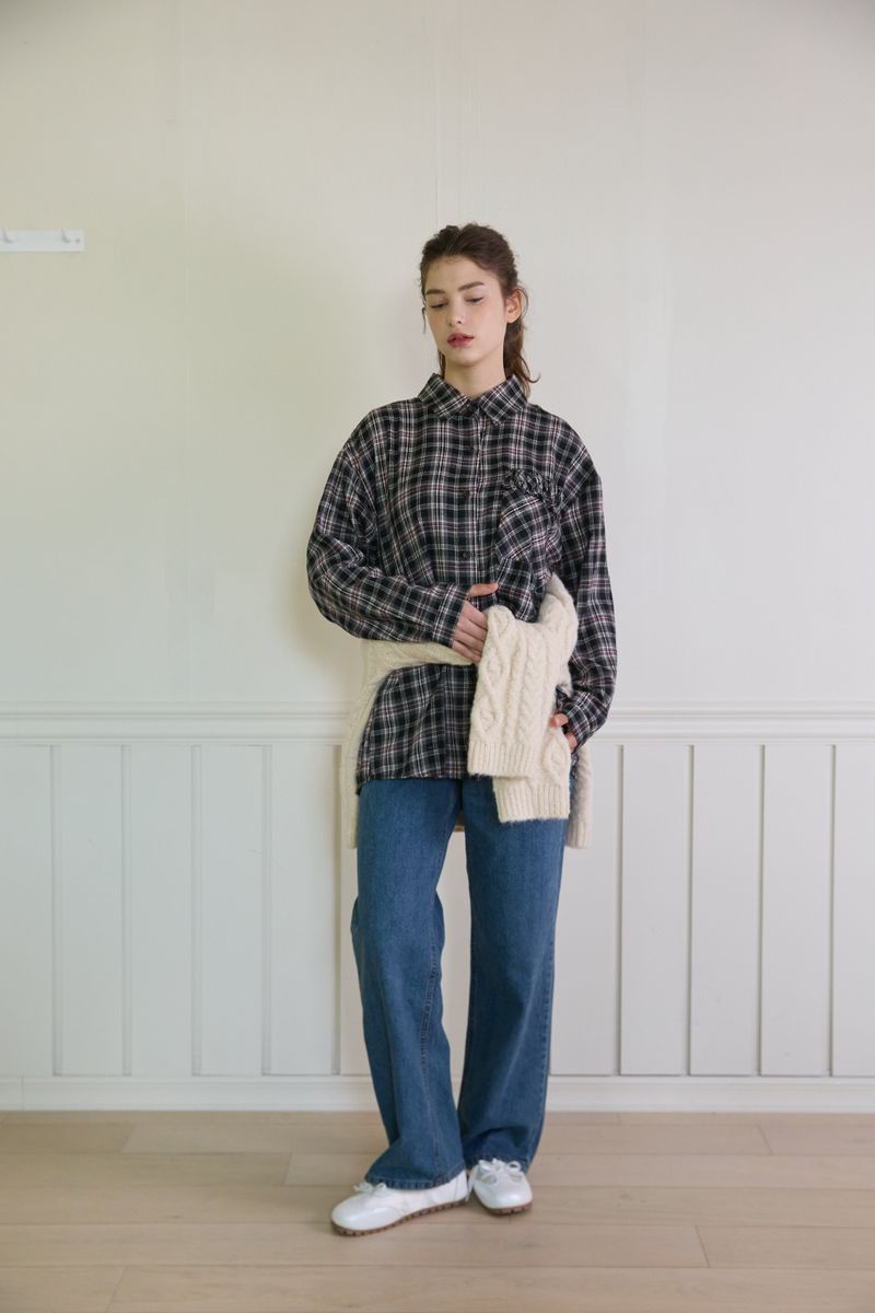 PINK PINEAPPLE（ピンクパイナップル）の「CHECK FRILL POCKET SHIRT (2 COLORS)（Tops）」