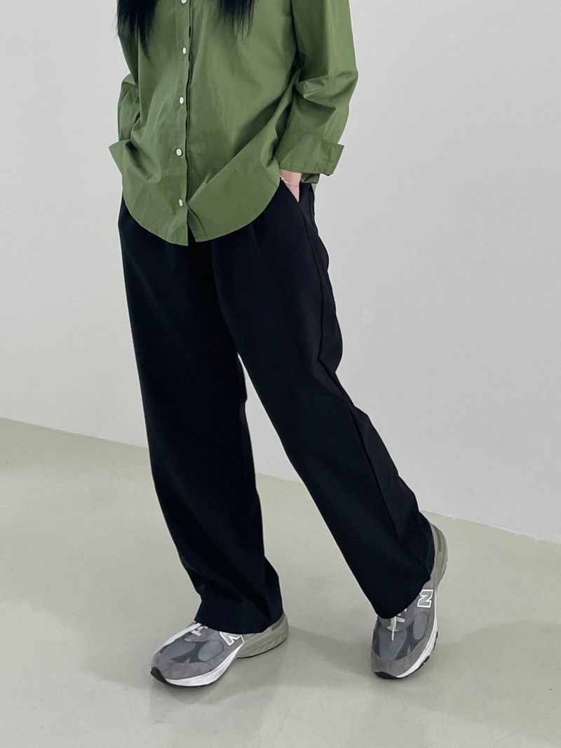 Minimal wide banding slacks