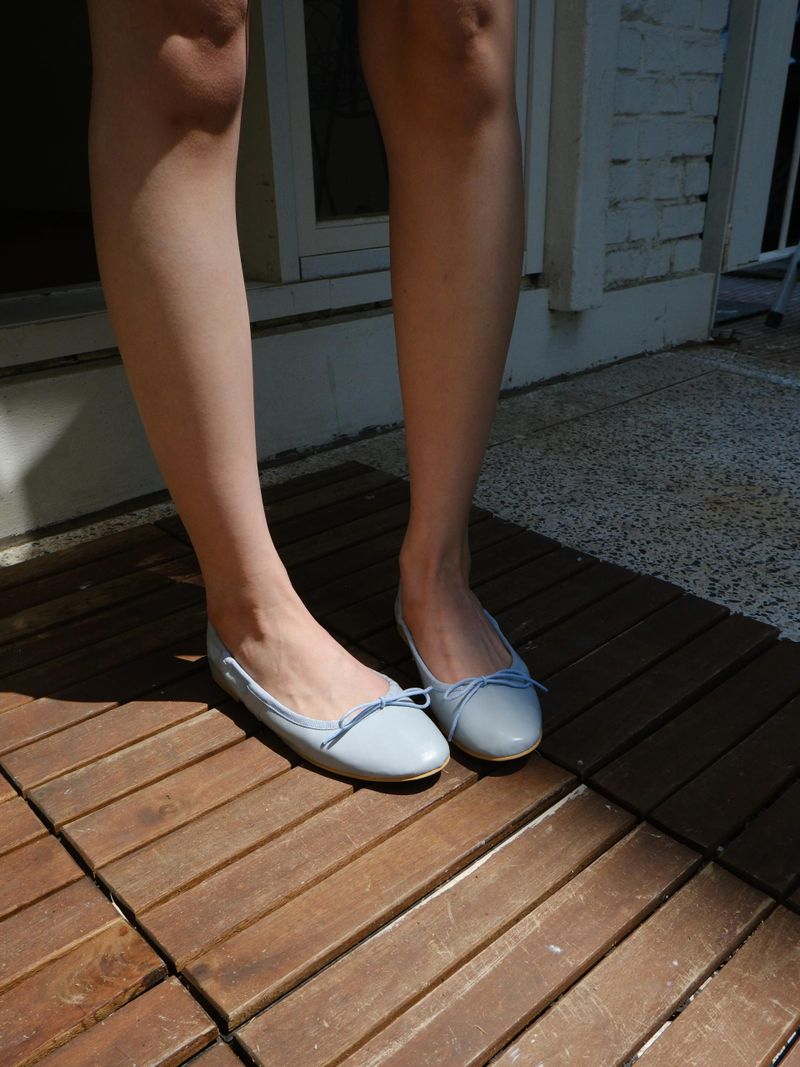 wave ribbon flat shoes