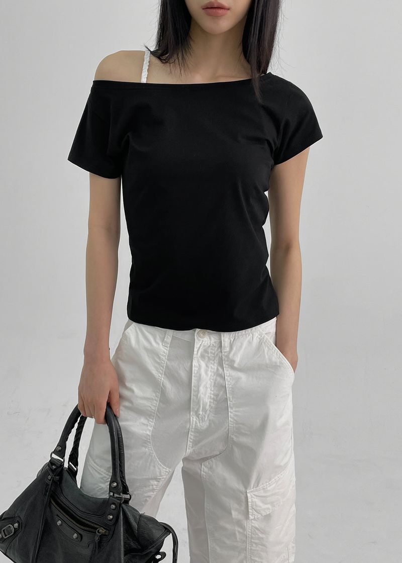 [MADE] Cheeky Off Shoulder Short Sleeve Tee