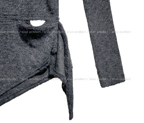 Pony Incision Wrap Knit Turtleneck