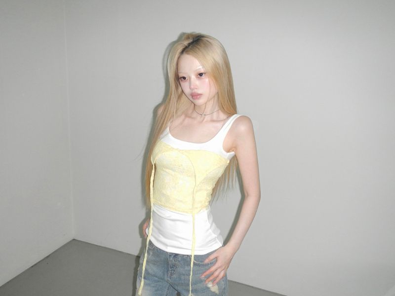 THEAIRTOWN（ザエアータウン）の「デイジーレーススリーブレス(2 color) （トップス）」