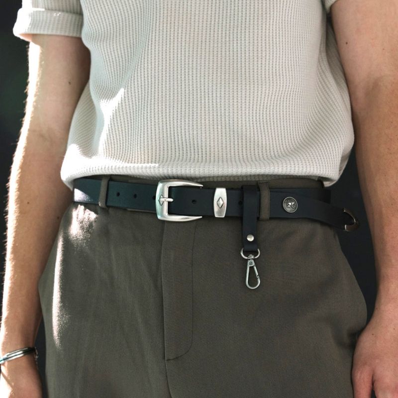 western rosy stud loop belt black