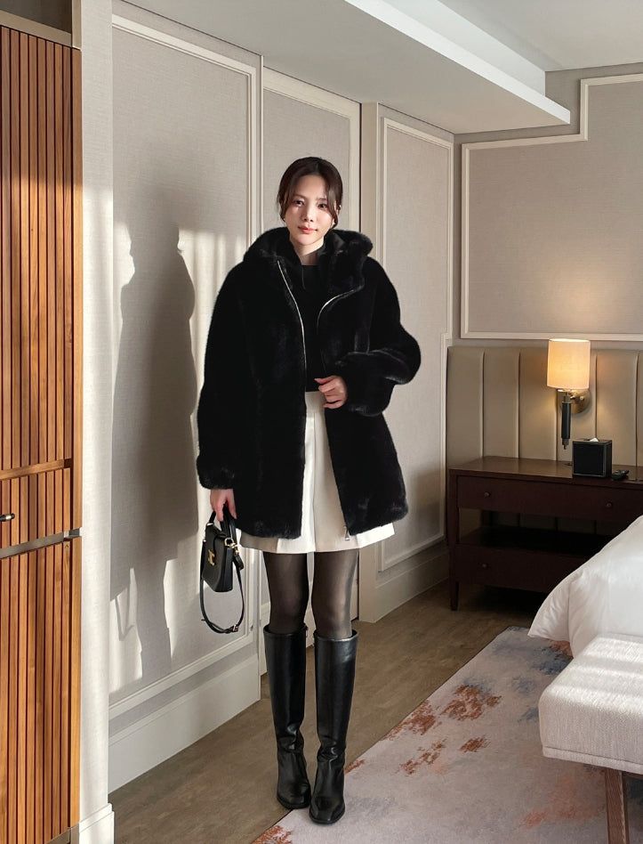 Lenu String Ecofur Mink Mustang Hood Zip-Up