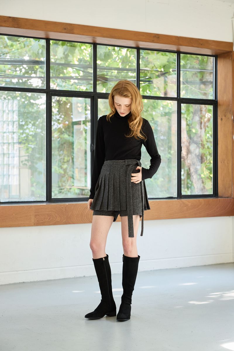 CLASSY HERRINGBONE WOOL SKIRT PANTS / CHARCOAL