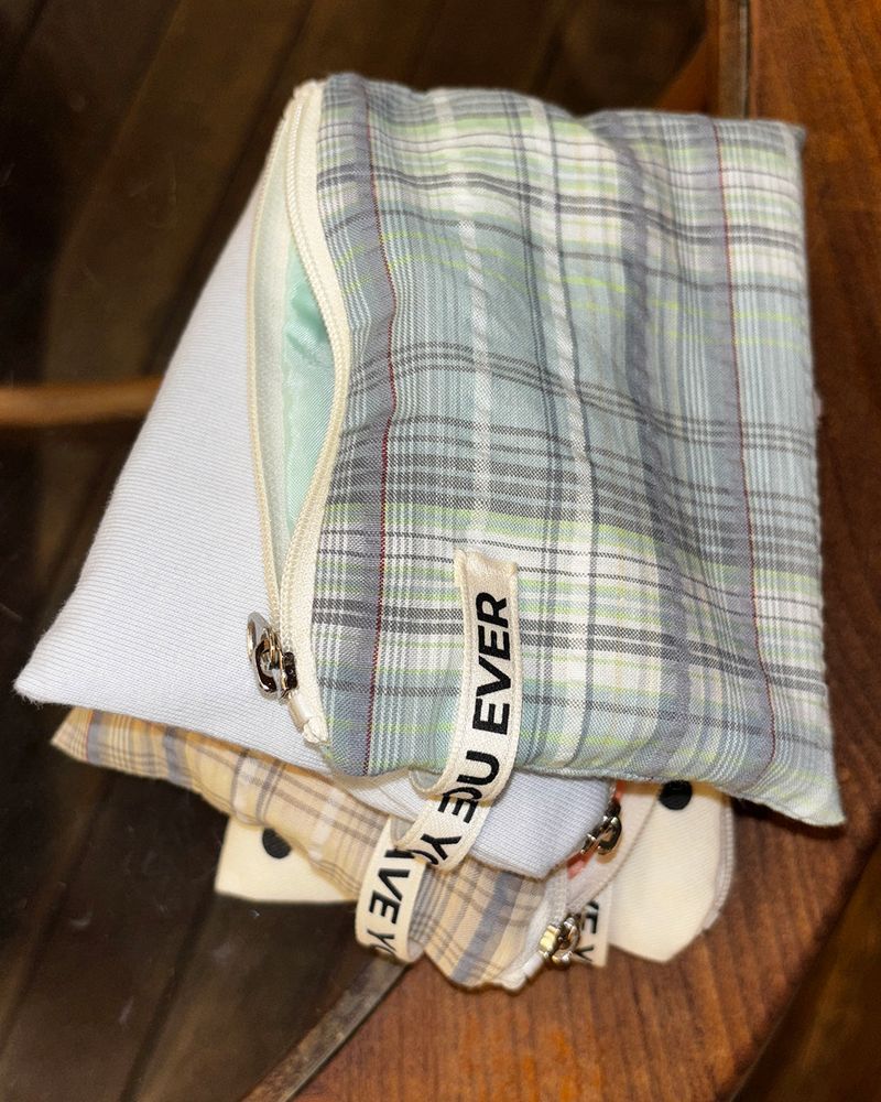 Check flat pouch - blue , M size