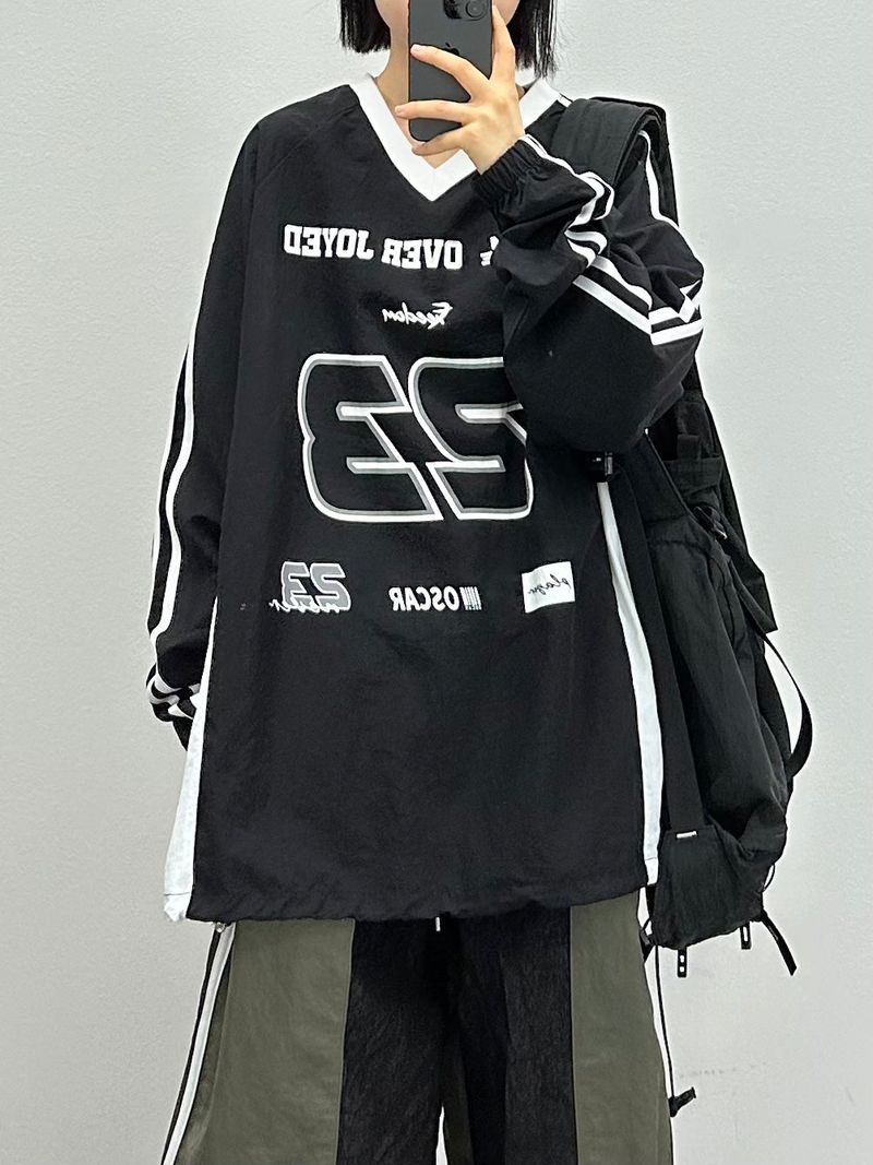 23 track wind sweatshirt