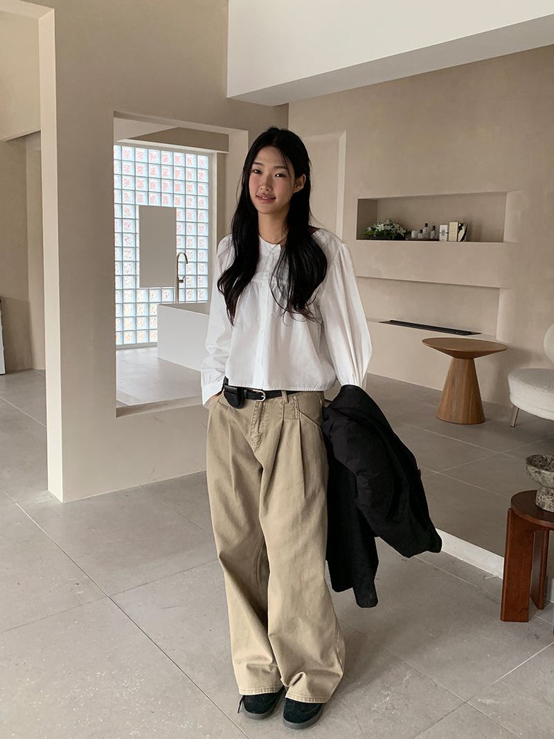 PURE SHIRRING ROUND BLOUSE
