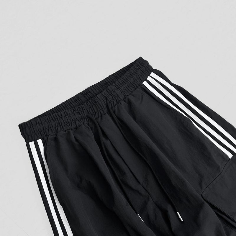 Line Nylon Track Cargo Pants - Black