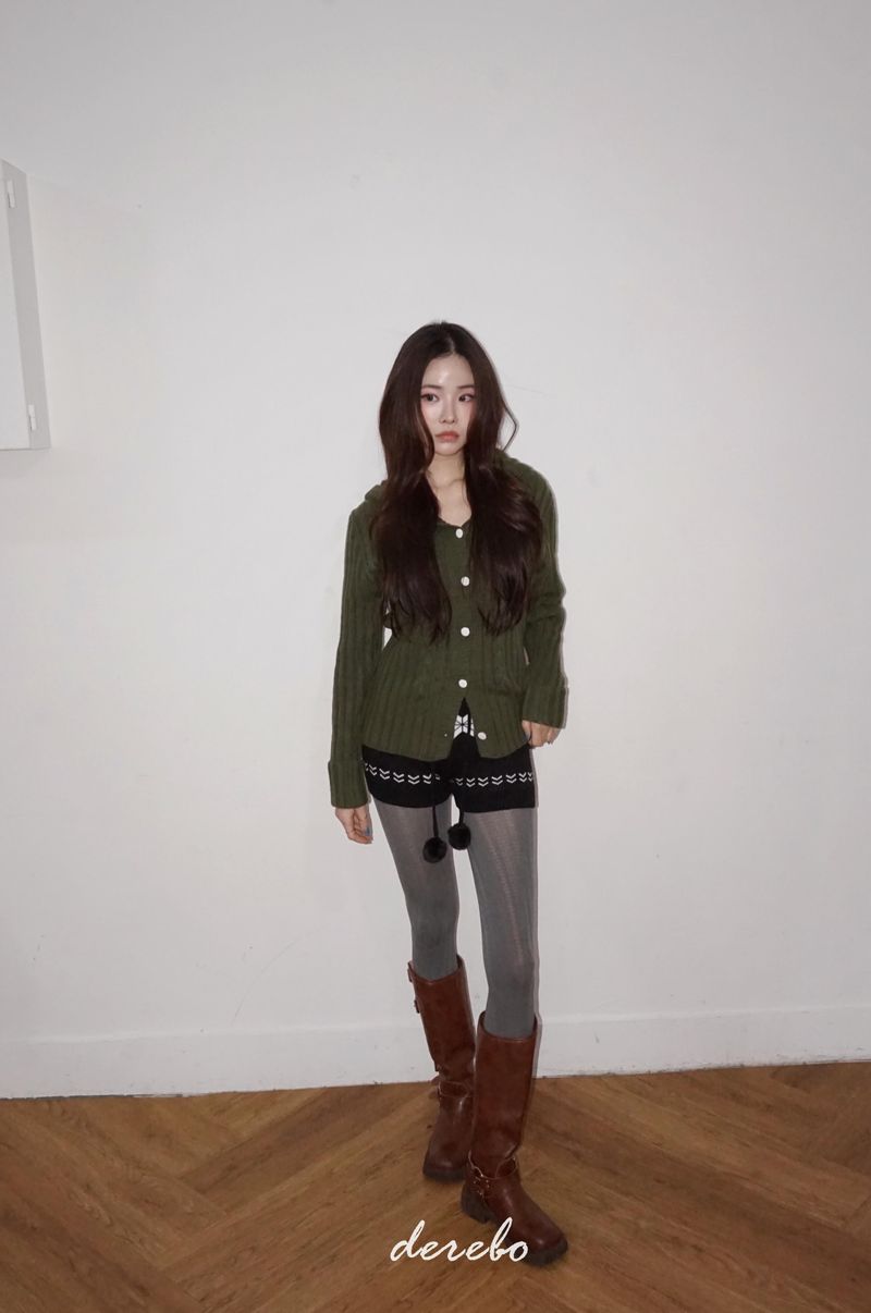 Graphic Knit Shorts