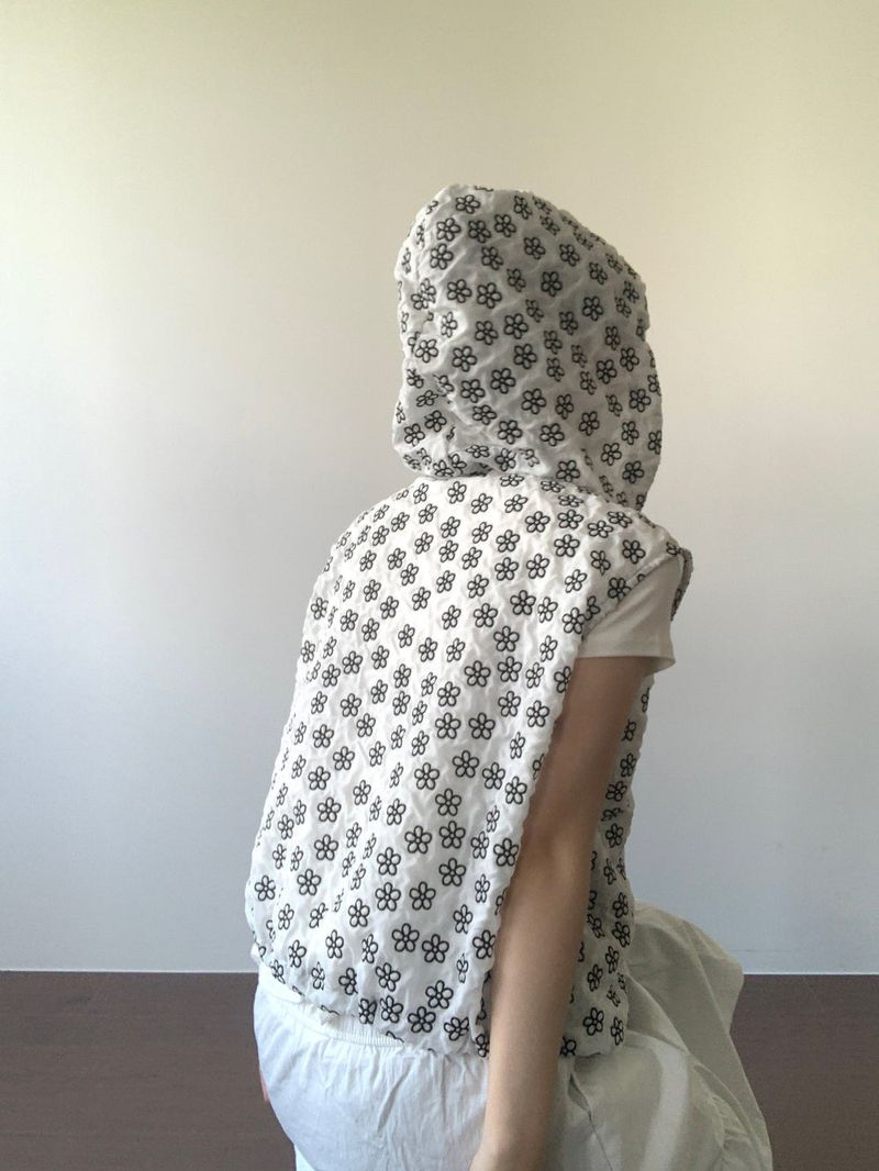 Milky Flower Hoodie Jumper (2color)