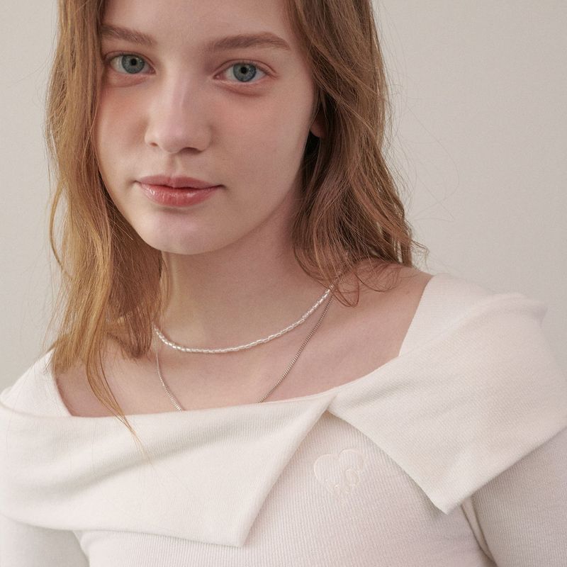 String Off-shoulder T-shirt - WHITE