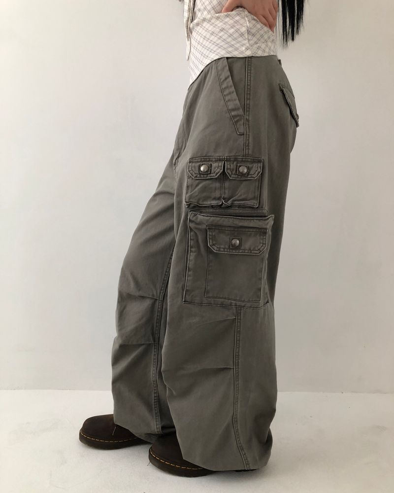 WONDER WONDER（ワンダーワンダー）の「ポロンカーゴワイドパンツ（パンツ）」
