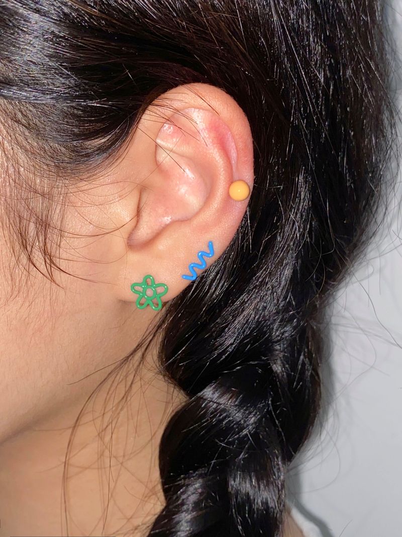 Rainbow doodle piercing (Blue)